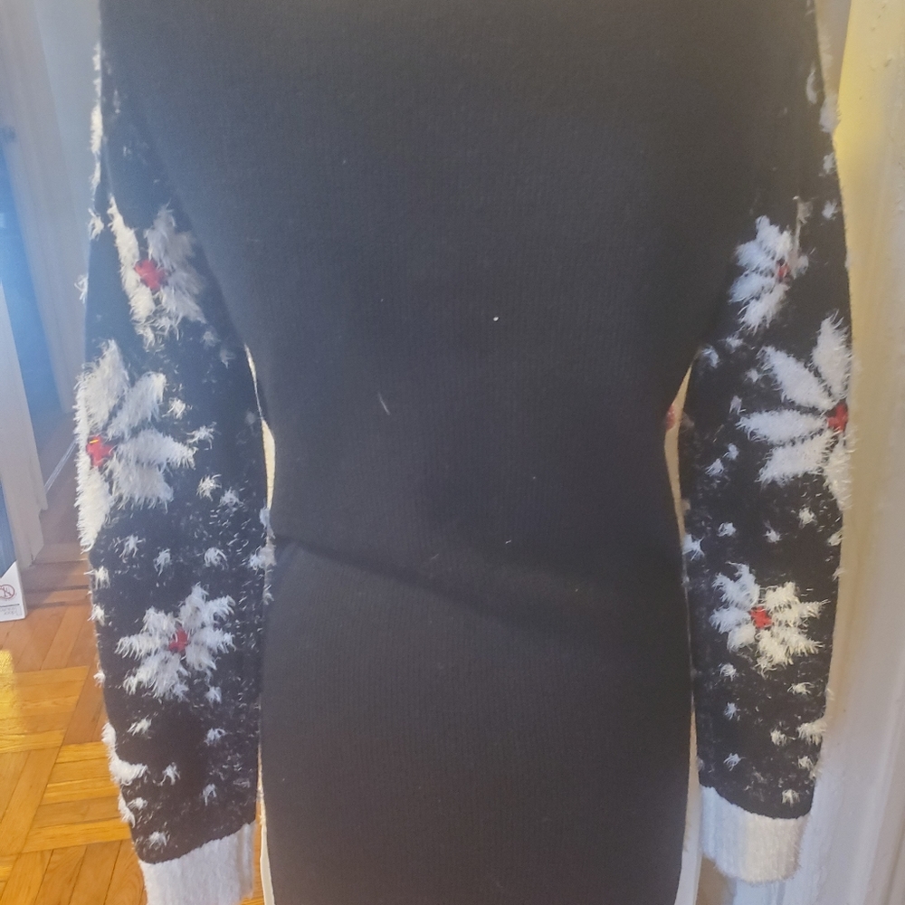 Sweater - Picture 2 of 2